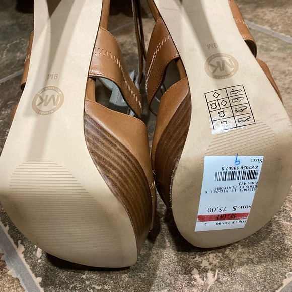 Michael Kors heels - Picture 5 of 5